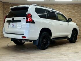 
									TOYOTA Land Cruiser Prado TX L Packet Matte Black Ed Pearl White 2022′ DQAO1 full								