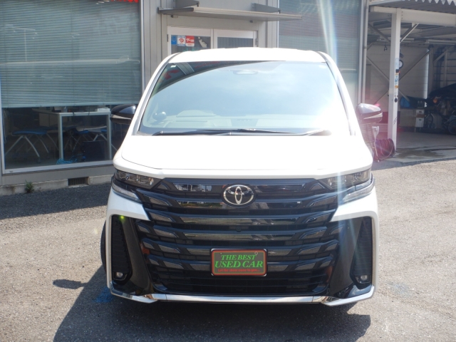 TOYOTA Vellfire Z Premier Pearl White 2023′ DS6PK