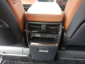 
									TOYOTA Vellfire Z Premier Pearl White 2023′ DS6PK full								