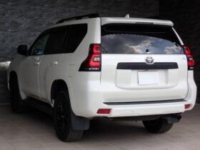 
									TOYOTA Land Cruiser Prado TX L Packet Matte Black Ed Pearl White 2023′ DS6R9 full								