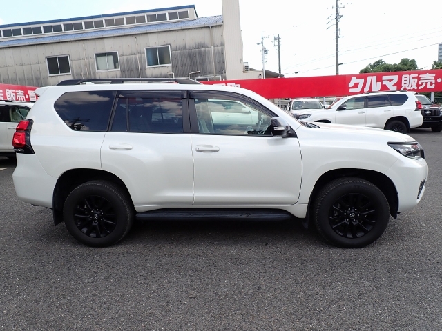 TOYOTA Land Cruiser Prado TX L Packet Matte Black Ed Pearl White 2023′ DS6R9