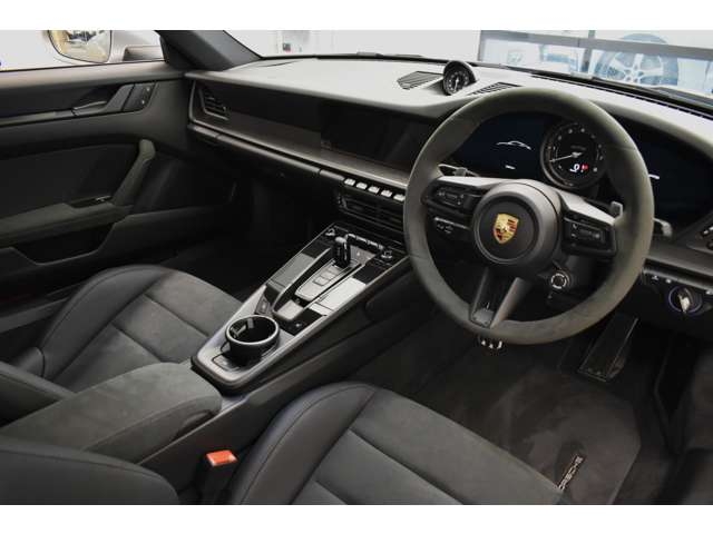 Porsche 911 Carrera GTS PDK Silver 2023′ DSF0F