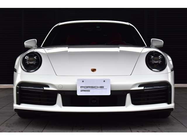 Porsche 911 Turbo S PDK White 2022′ DSF1O