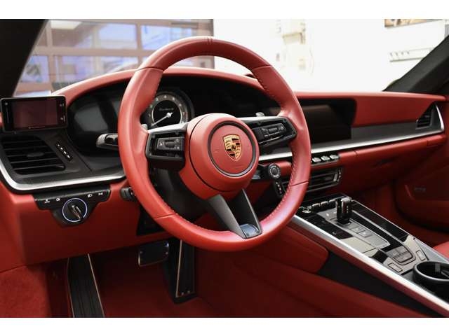 Porsche 911 Turbo S PDK White 2022′ DSF1O