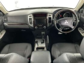 
									MITSUBISHI Pajero Super Exceeded Pearl White 2015′ DSFJ1 full								