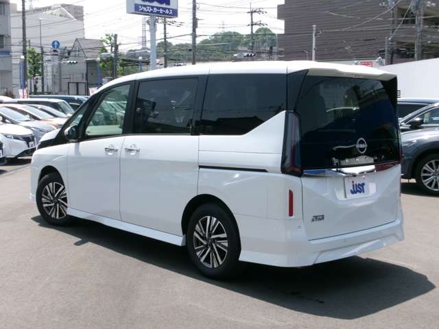 NISSAN Serena Highway Star V V Selection Pearl White 2024′ DSFPK