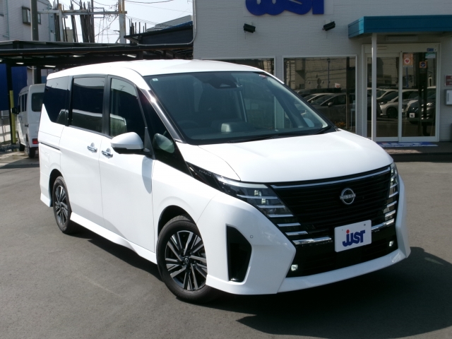 NISSAN Serena Highway Star V Pearl White 2024′ DSFPO