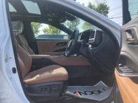 
									TOYOTA Crown Sport Z Pearl White 2023′ DTOP7 full								