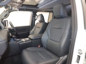 
									TOYOTA Land Cruiser Wagon VX Pearl White 2025′ DUBTX full								