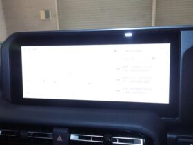 
									TOYOTA Land Cruiser Wagon VX Pearl White 2025′ DUBTX full								