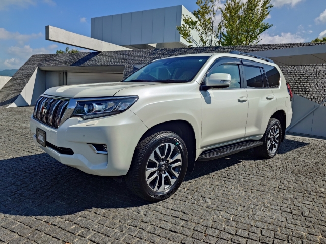 TOYOTA Land Cruiser Prado TX L Package Pearl White 2023′ DUBZ6