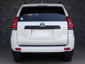 
									TOYOTA Land Cruiser Prado TX L Packet Matte Black Ed Pearl White 2023′ DUBZ7 full								