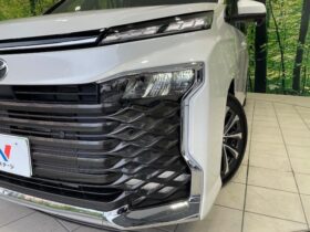 
									TOYOTA Voxy S-Z Pearl White 2024′ DUKEC full								