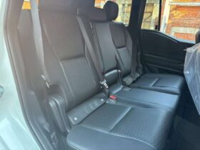 
									TOYOTA Land Cruiser Wagon VX Pearl White 2024′ DUKSA full								