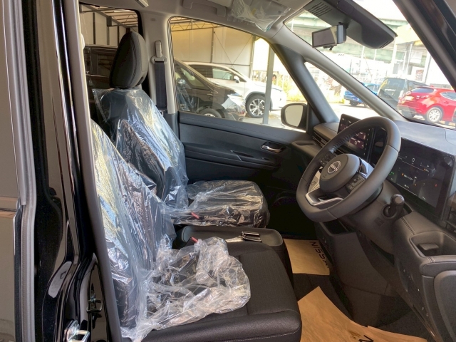 NISSAN Serena e-4ORCE Highway Star V 4W Black 2025′ DVEFB