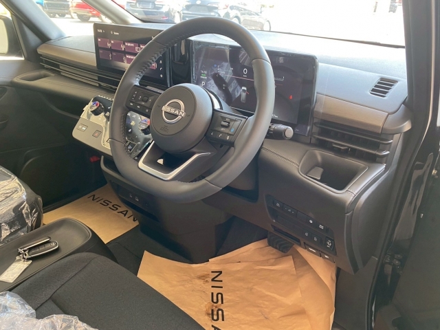 NISSAN Serena e-4ORCE Highway Star V 4W Black 2025′ DVEFB