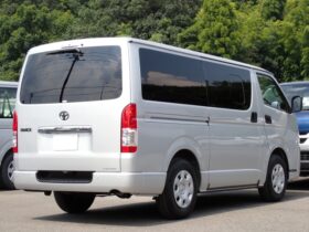 
									TOYOTA Hiace Van DX GL Package Long 5-Door Silver 2024′ DWOPT full								