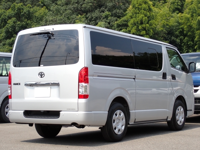 TOYOTA Hiace Van DX GL Package Long 5-Door Silver 2024′ DWOPT