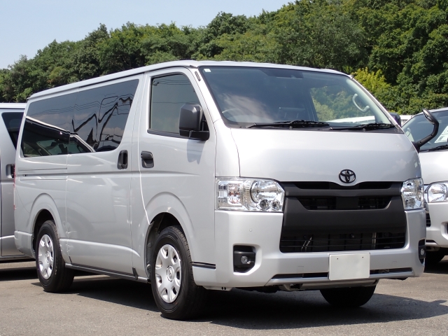 TOYOTA Hiace Van DX GL Package Long 5-Door Silver 2024′ DWOPT
