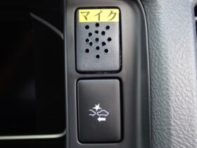 
									TOYOTA Hiace Van DX GL Package Long 5-Door Silver 2024′ DWOPT full								
