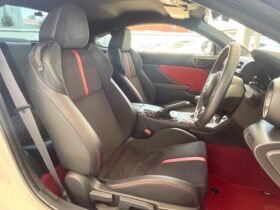 
									TOYOTA 86 RZ Pearl White 2023′ DWOWJ full								
