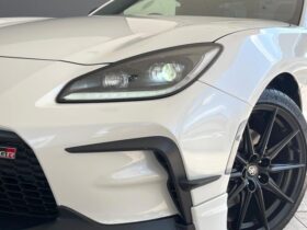 
									TOYOTA 86 RZ Pearl White 2023′ DWOWJ full								