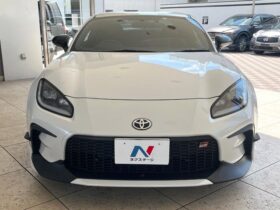 
									TOYOTA 86 RZ Pearl White 2023′ DWOWJ full								