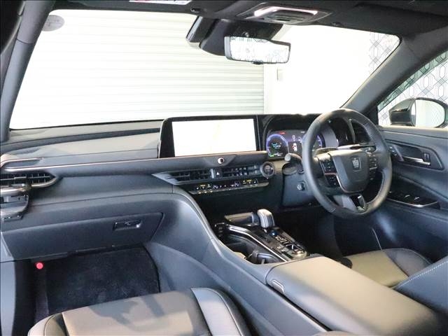 TOYOTA Crown Sport SPORT Z Panoramic Roof Black Genuine Leather Pearl White 2024′ DWSZ2