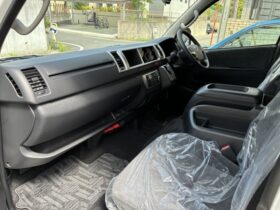 
									TOYOTA Hiace Wagon Wide GL Long Middle Roof Pearl White 2025′ DX44X full								