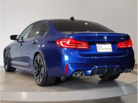 
									BMW M5 Base Grade Blue 2020′ DYM5I full								