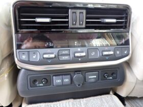 
									TOYOTA Land Cruiser Wagon ZX Pearl White 2022′ DYMAR full								