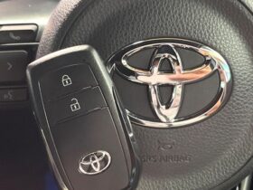 
									TOYOTA Yaris Cross Z Adventure White/Black 2023′ DYUP7 full								