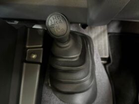 
									TOYOTA Land Cruiser Wagon AX White 2023′ DYUR7 full								