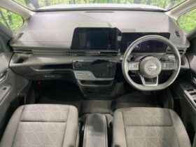 
									NISSAN Serena e-POWER XV Pearl White 2023′ DYVRW full								