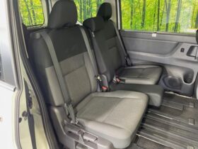 
									NISSAN Serena e-POWER XV Pearl White 2023′ DYVRW full								