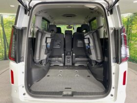 
									NISSAN Serena e-POWER XV Pearl White 2023′ DYVRW full								