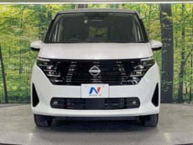 
									NISSAN Serena e-POWER XV Pearl White 2023′ DYVRW full								