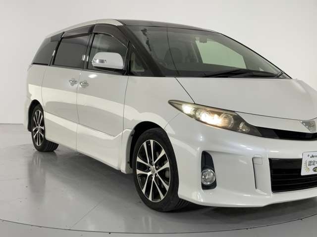 TOYOTA Estima Aeras Leather Package Pearl White 2012′ DYVYS