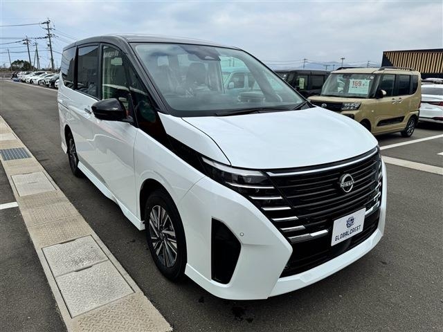 NISSAN Serena 2.0HWS V ProPilot Other/Other 2025′ DYYAD
