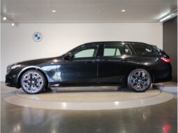 BMW 5 Series 523d xDrive M Sport Black 2024′ E0RB1