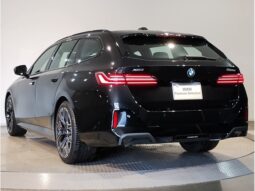 BMW 5 Series 523d xDrive M Sport Black 2024′ E0RB1