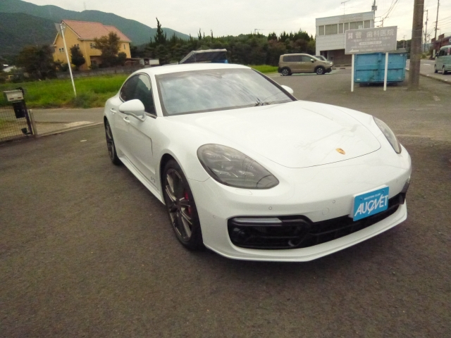 Porsche Panamera GTS White 2019′ E0RCJ
