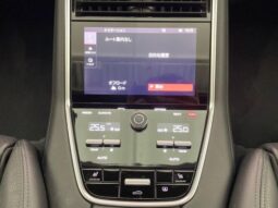 Porsche Panamera 4 Executive Black 2018′ E0ZEL