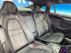 
									Porsche Panamera 4 Executive Black 2018′ E0ZEL full								