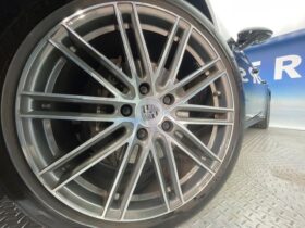 
									Porsche Panamera 4 Executive Black 2018′ E0ZEL full								