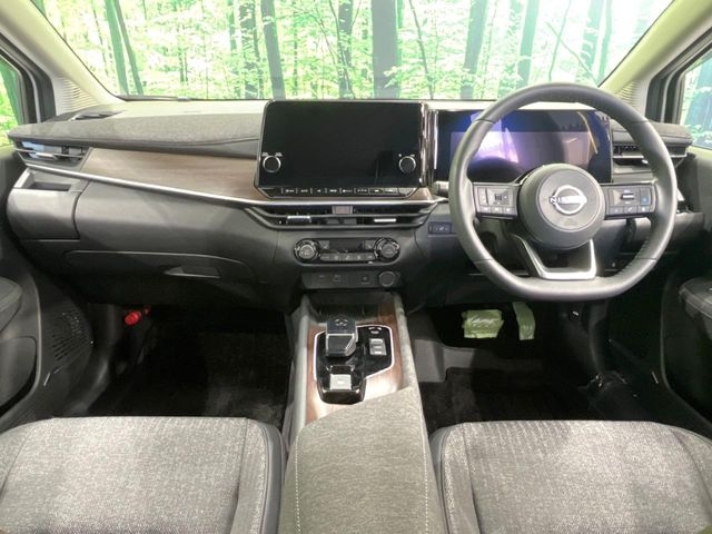 NISSAN AURA G Pearl White 2024′ E0ZTT