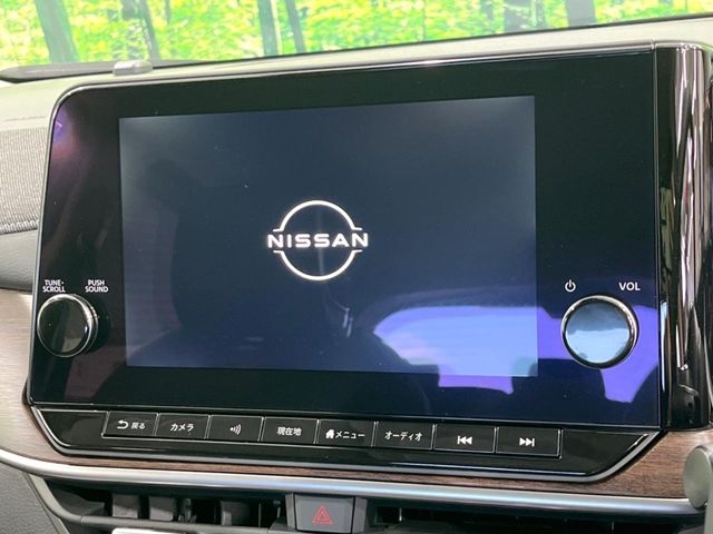 NISSAN AURA G Pearl White 2024′ E0ZTT