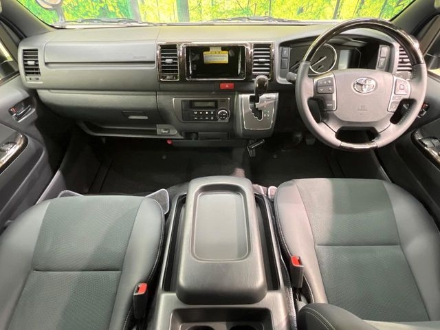 TOYOTA Hiace Van Super GL Dark Prime 2 Long Pearl White 2025′ E0ZXT