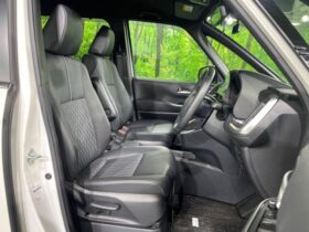 
									TOYOTA Noah S-Z Pearl White 2023′ E104Y full								