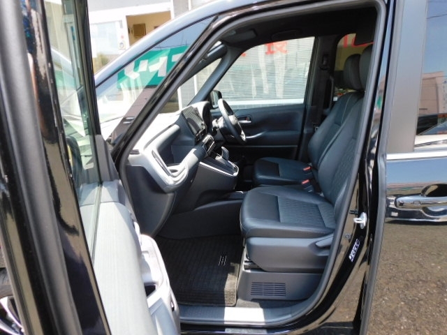 TOYOTA Noah S-Z Black 2023′ E2WL0